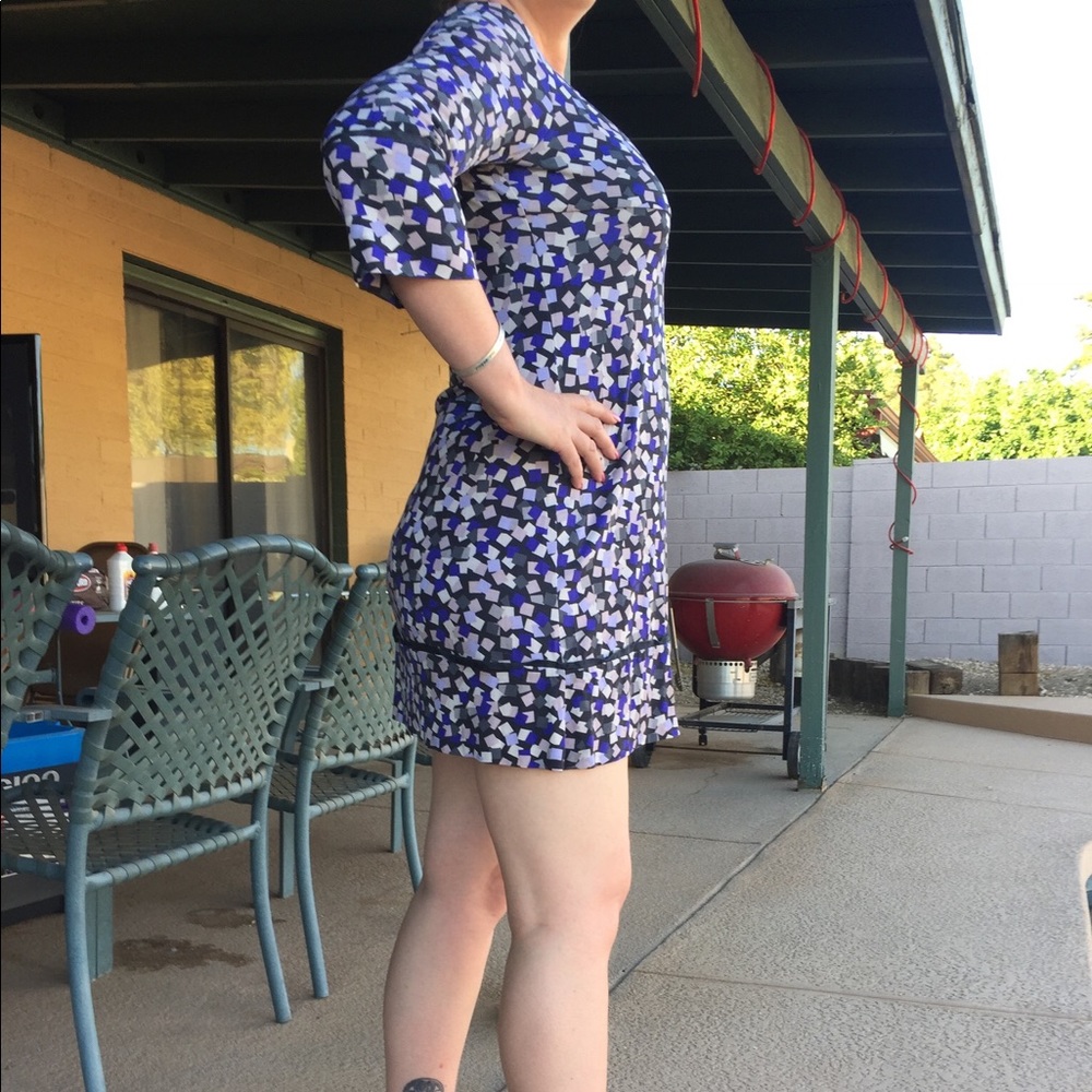 Diane Von Furstenberg Silk dress size 10 EUC